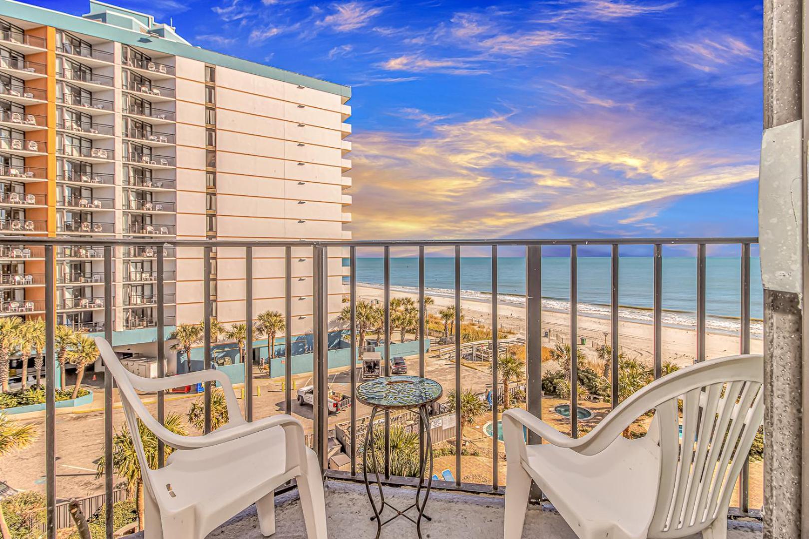 Good Time Charlies Oceanfront Retreat Aparthotel Myrtle Beach Exteriör bild
