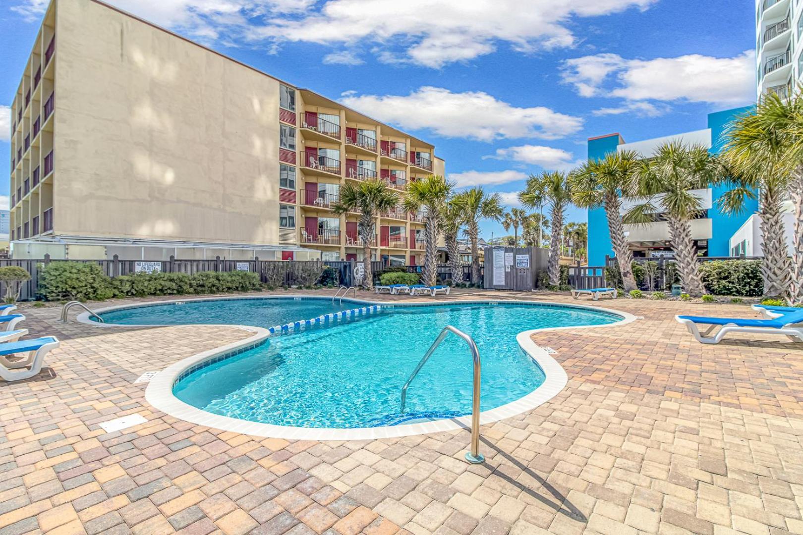 Good Time Charlies Oceanfront Retreat Aparthotel Myrtle Beach Exteriör bild